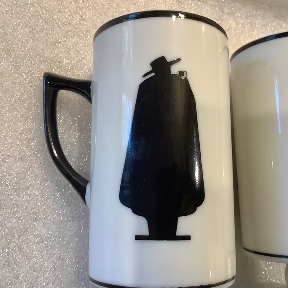 Vintage Capa Negra Espresso Coffee Cup Porcelain Pedestal With Zorro Set of 2 - Picture 8 of 9